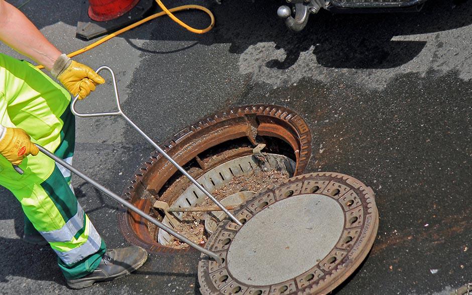 canalisation eaux usées bouchée Paris 7